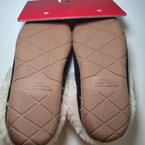 Falls Creek Slippers Lined Black Faux Fur Womens Small 5 6 Winter Warm Cozy - Picture 4 of 7